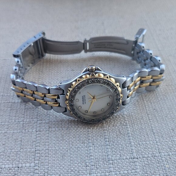 Fossil Women Wrsitwatch Crystals Accent Face Silver/Gold Tone Quartz Watch - Picture 10 of 14